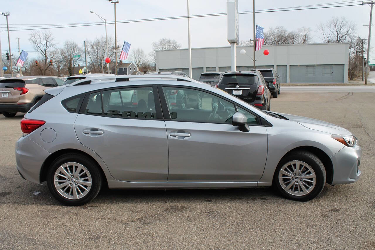 Used 2017 Subaru Impreza 2.0i Premium image 6