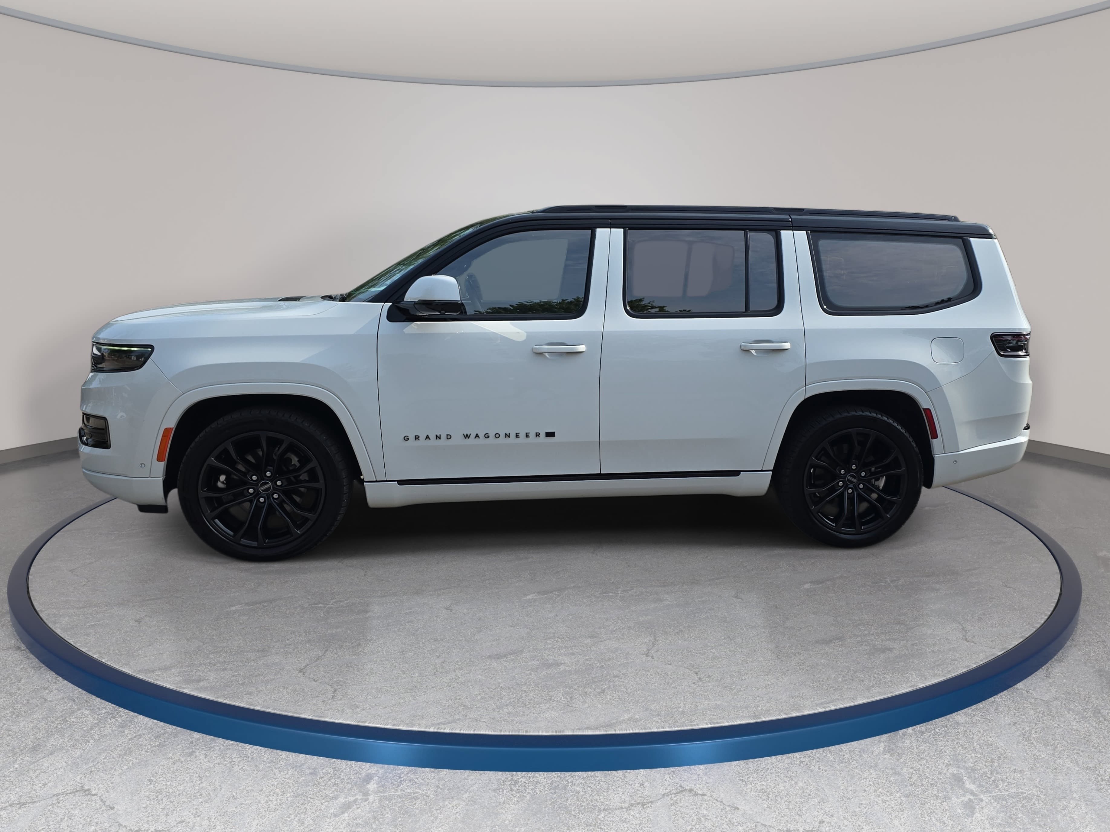 Used 2022 Jeep Grand Wagoneer Series II AWD/4WD image 8