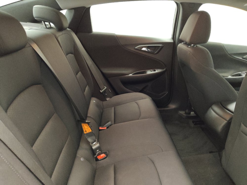 Used 2023 Chevrolet Malibu LS FWD image 19