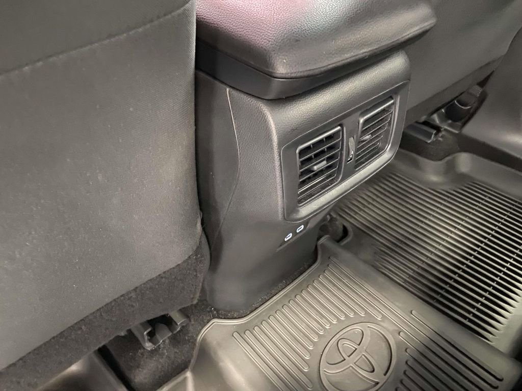 Used 2025 Toyota RAV4 XLE FWD image 14