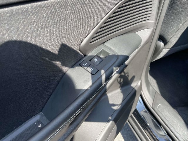New 2026 Jeep Cherokee Laredo AWD/4WD image 17