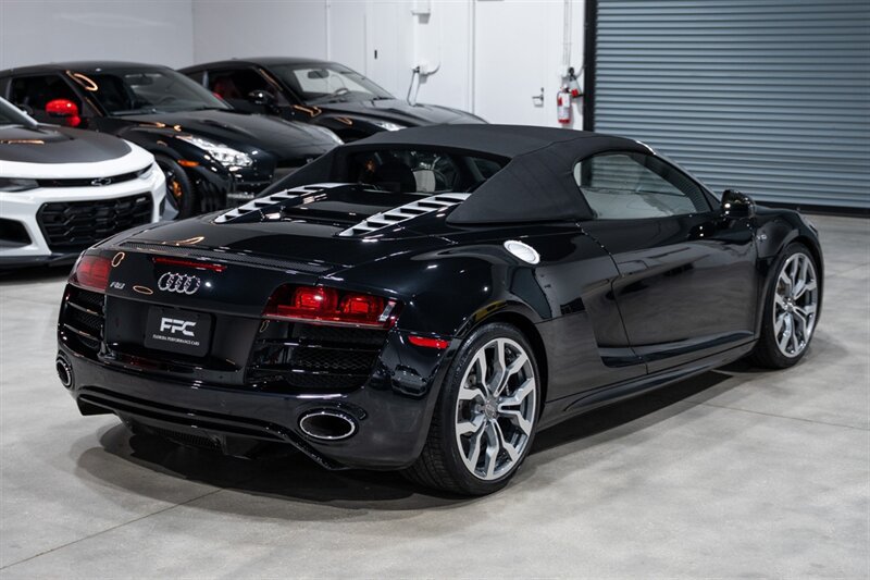 Used 2012 Audi R8 V10 AWD/4WD image 13