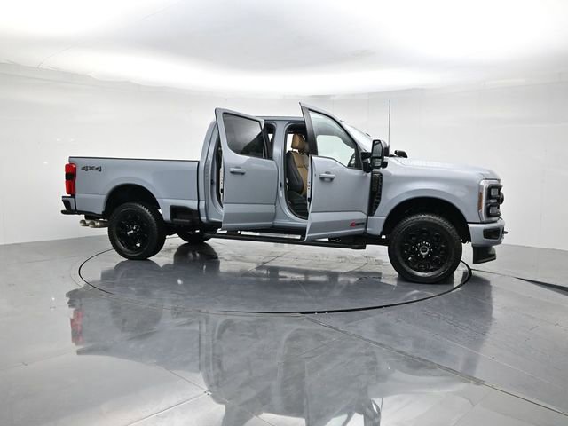 New 2026 Ford F250 Lariat w/ Black Appearance Package image 47