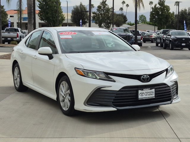 Used 2022 Toyota Camry LE FWD image 3