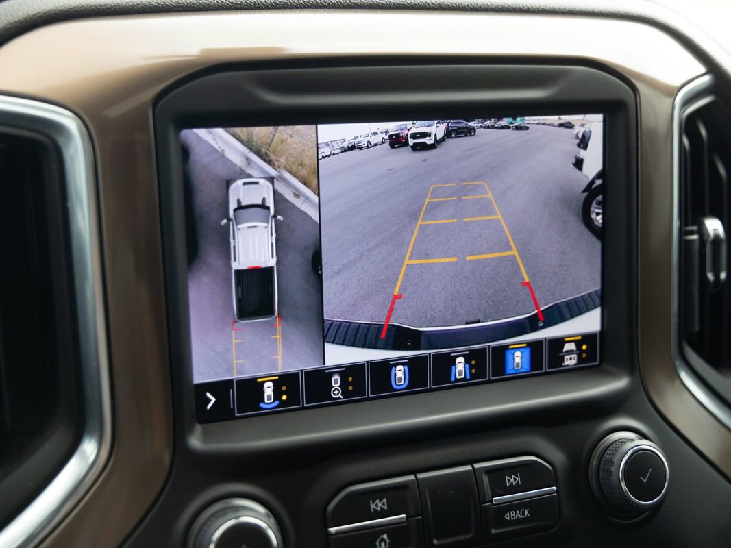 Used 2022 Chevrolet Silverado 3500 High Country w/ Z71 Off-Road Package image 32