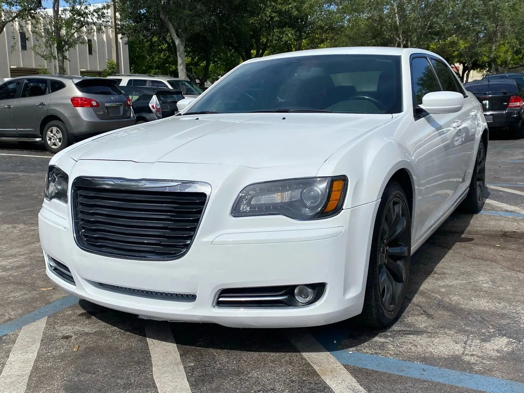 Used 2014 Chrysler 300 S image 5
