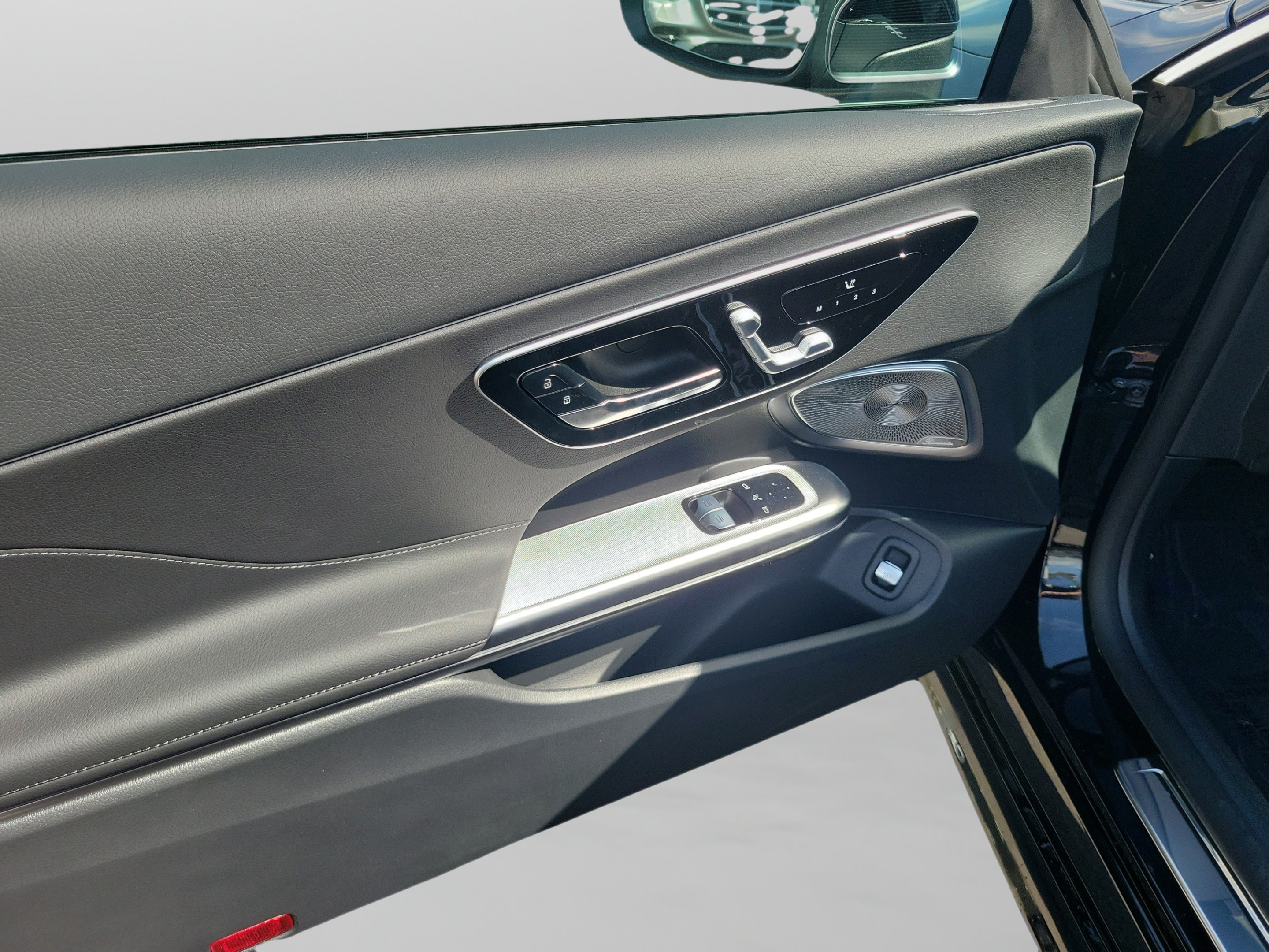 New 2026 Mercedes-Benz CLE 300 4MATIC Coupe image 7