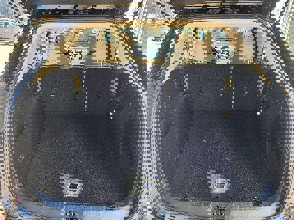 Used 2022 Ford Edge SE w/ Black Appearance Package image 8