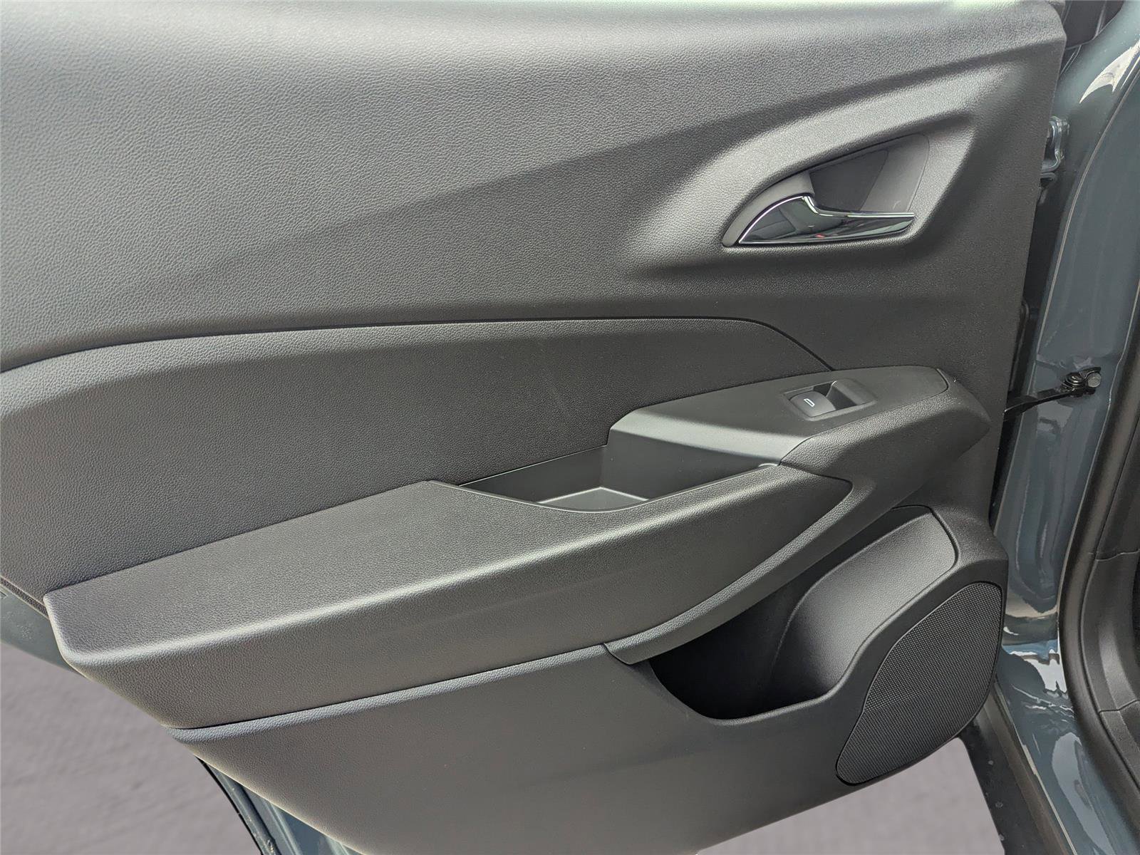 New 2026 Chevrolet Trax LT w/ Driver Confidence Package image 25