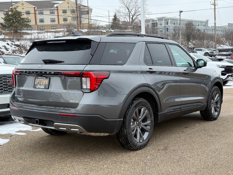 New 2026 Ford Explorer Active w/ Active Comfort Package image 3