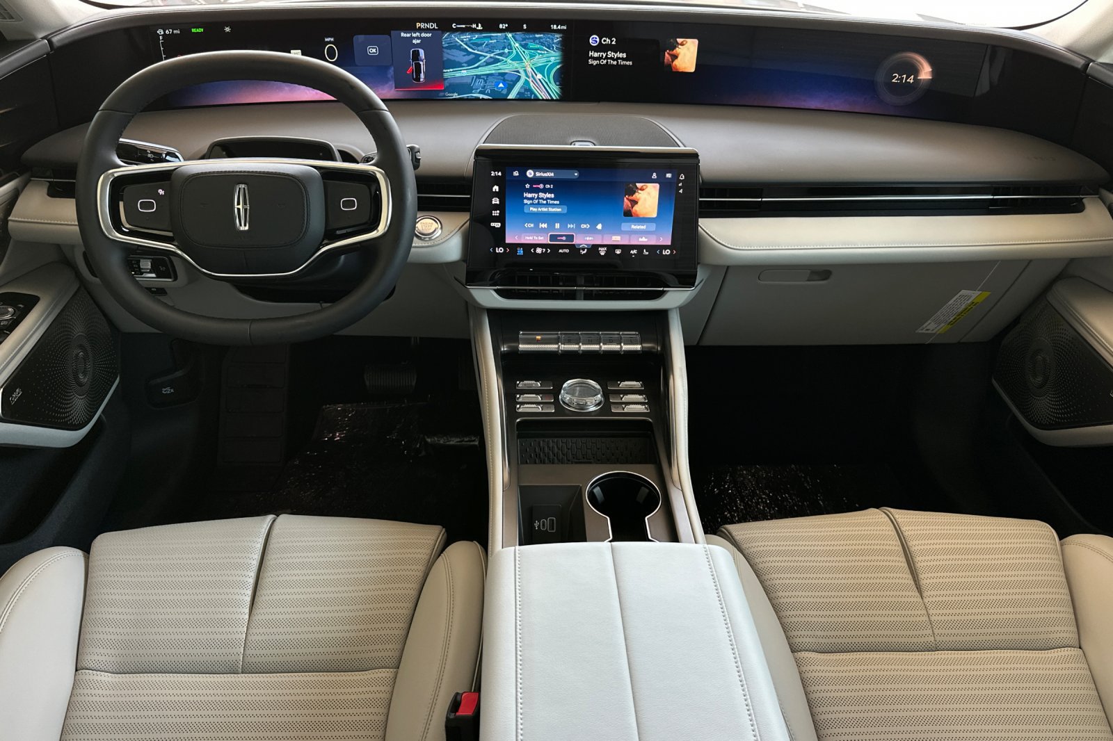 New 2026 Lincoln Nautilus Reserve AWD/4WD image 12