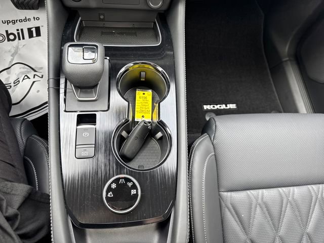 New 2026 Nissan Rogue Platinum image 31
