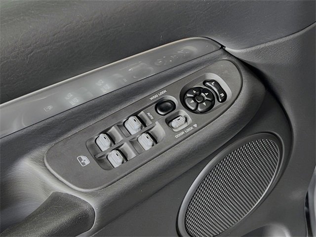 Used 2005 Dodge Ram 1500 Truck 2WD Quad Cab image 11