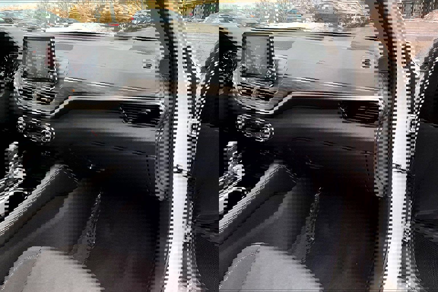 Used 2023 Nissan Altima 2.5 SV image 15