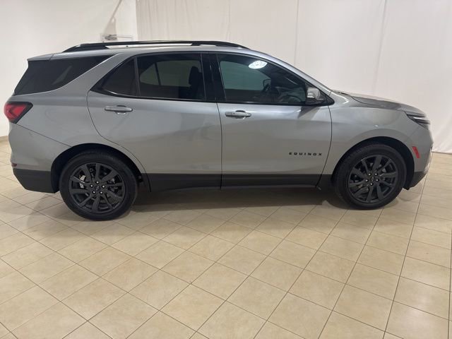 Used 2024 Chevrolet Equinox RS w/ RS Leather Package image 6