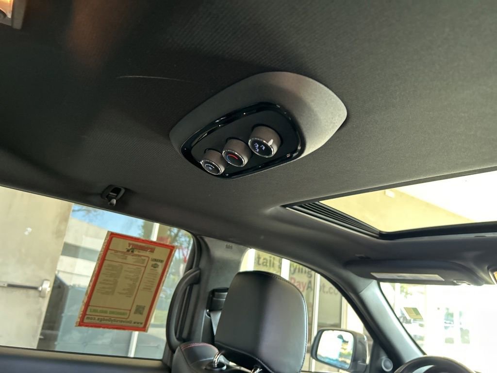 Used 2024 Dodge Durango R/T image 30