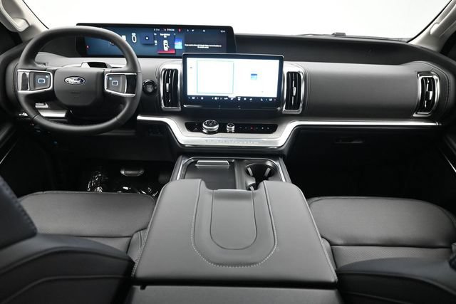 New 2026 Ford Expedition Max Platinum w/ Driver's Package AWD/4WD image 17