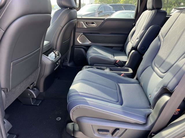 New 2026 INFINITI QX80 4WD w/ Sport Exterior Package image 9