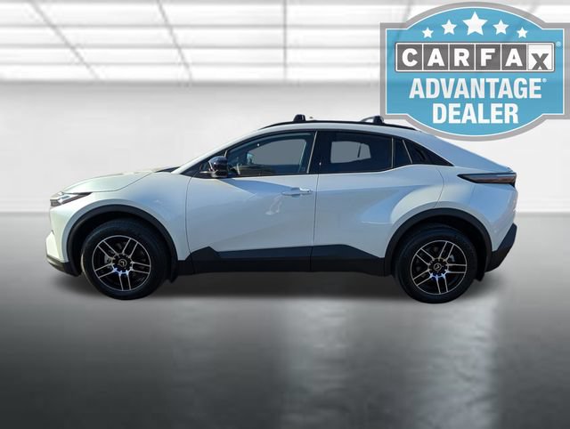 Used 2026 Toyota C-HR AWD/4WD image 25