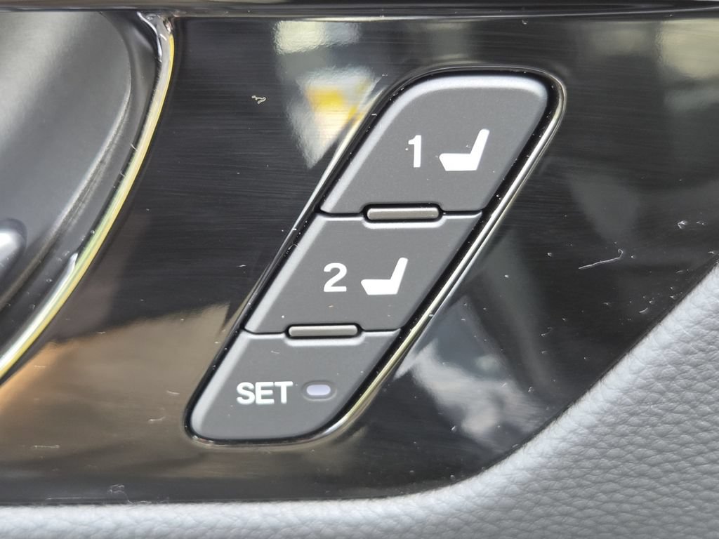 Certified 2025 Honda CR-V EX-L image 15