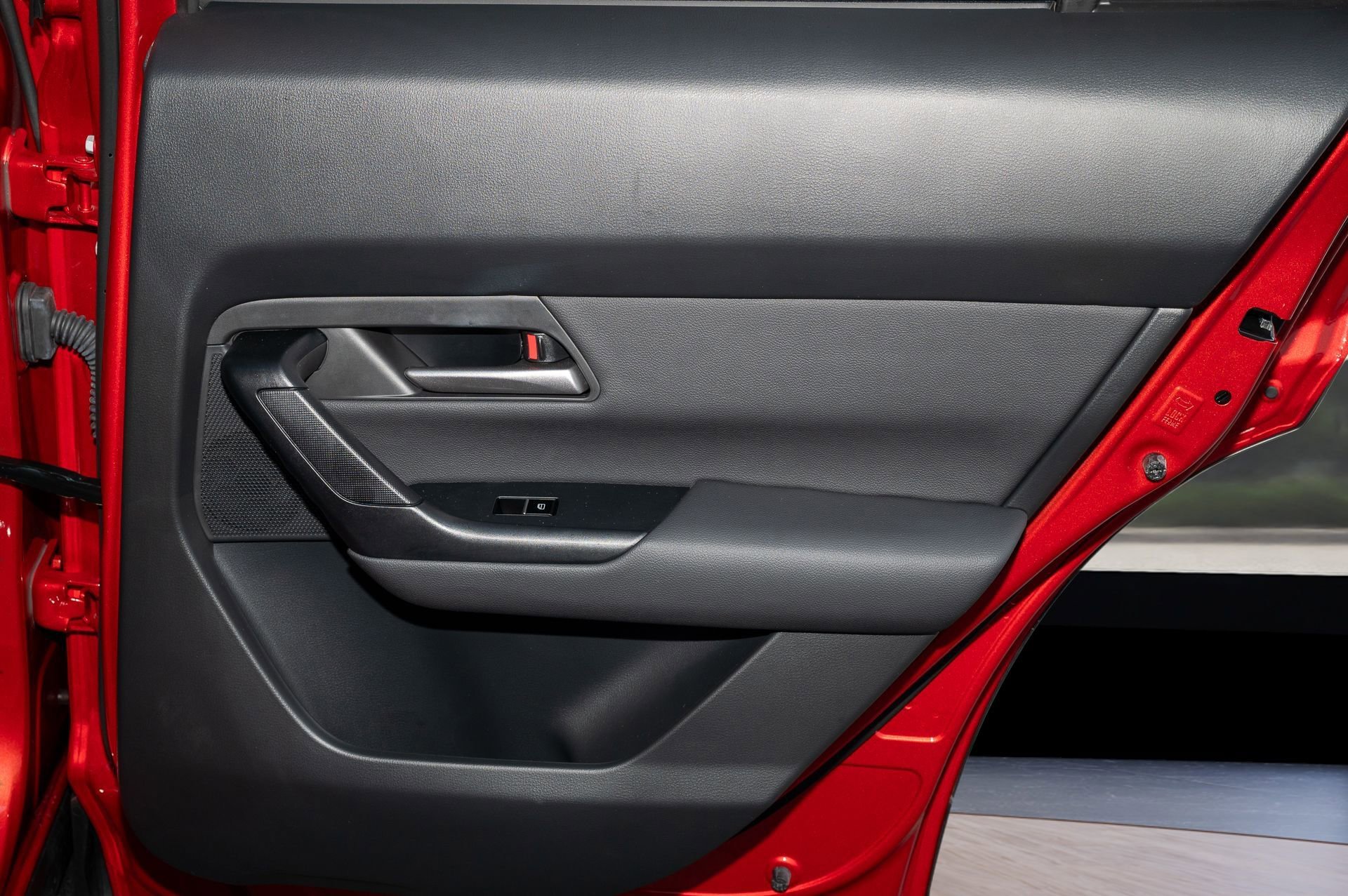 Used 2025 MAZDA CX-50 AWD 2.5 S w/ Weather Package image 18