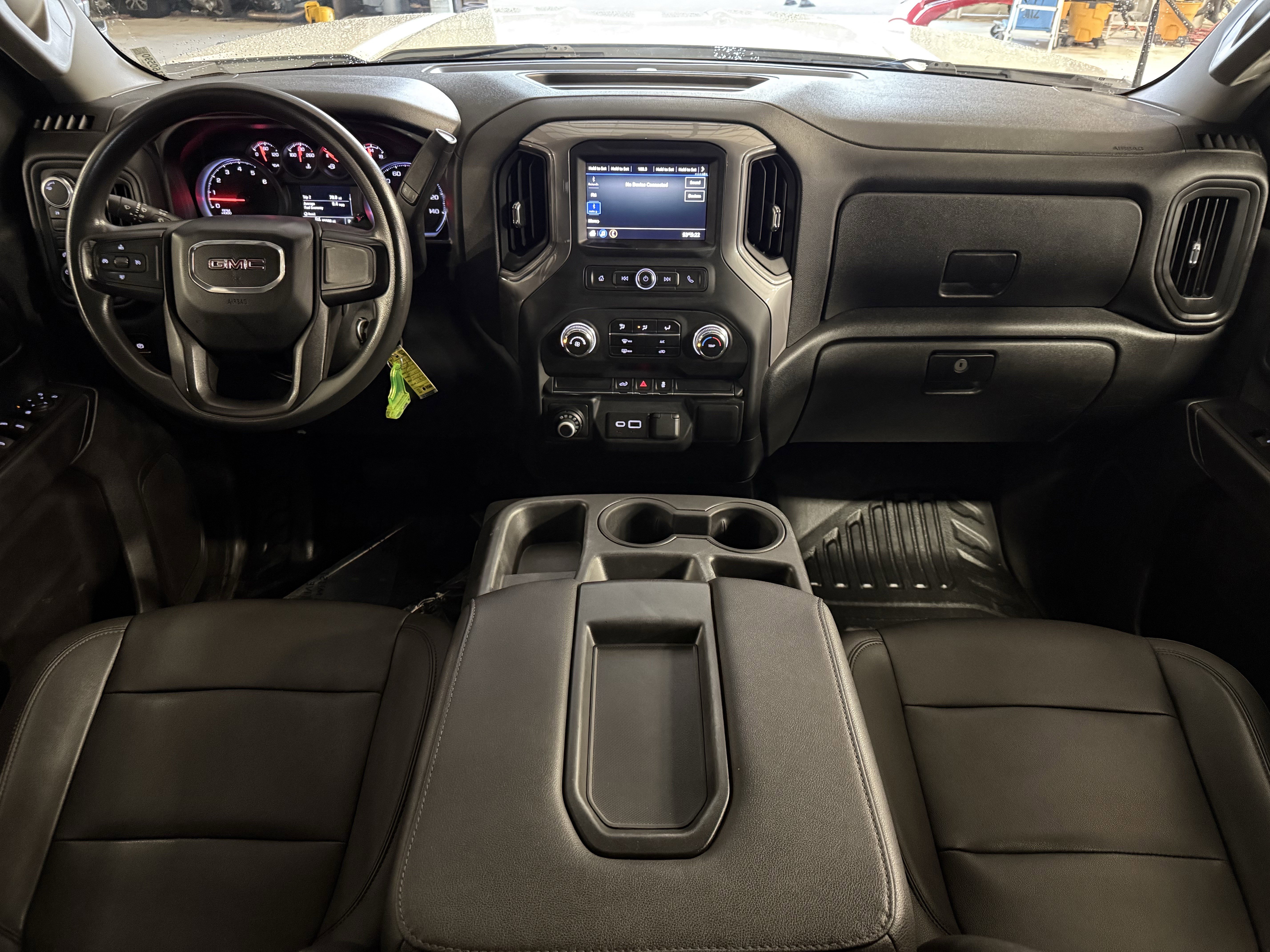 Used 2021 GMC Sierra 2500 4x4 Crew Cab w/ Convenience Package image 15