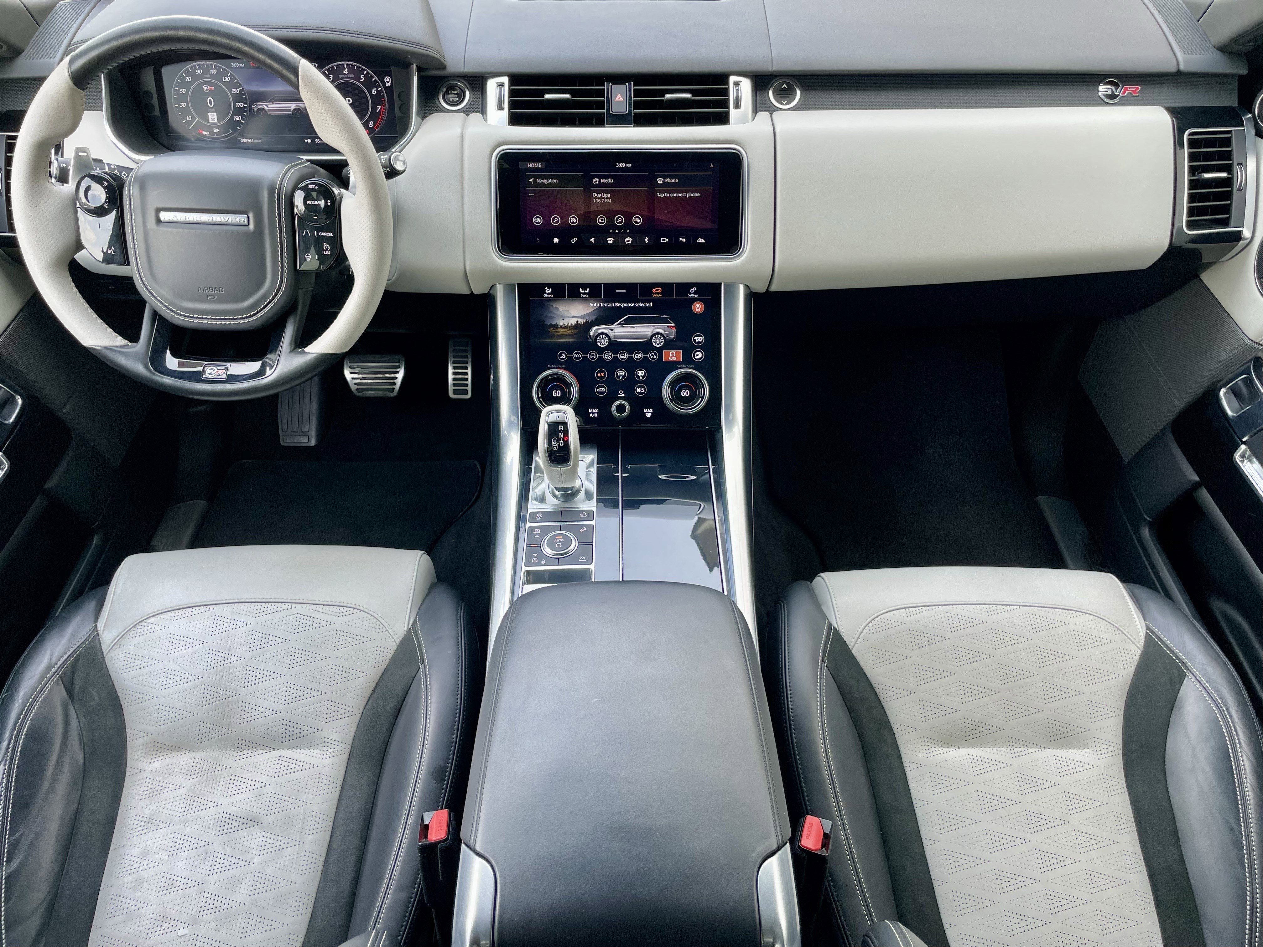 Used 2019 Land Rover Range Rover Sport SVR image 16