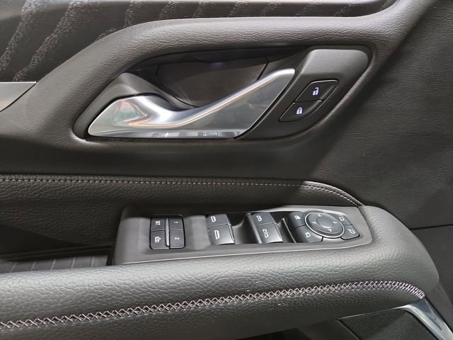Used 2024 GMC Yukon XL Denali w/ Advanced Technology Package image 16