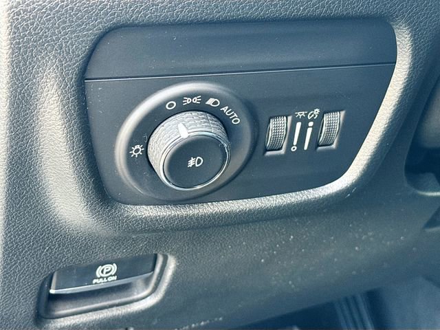 Used 2022 Jeep Grand Cherokee L Limited image 12