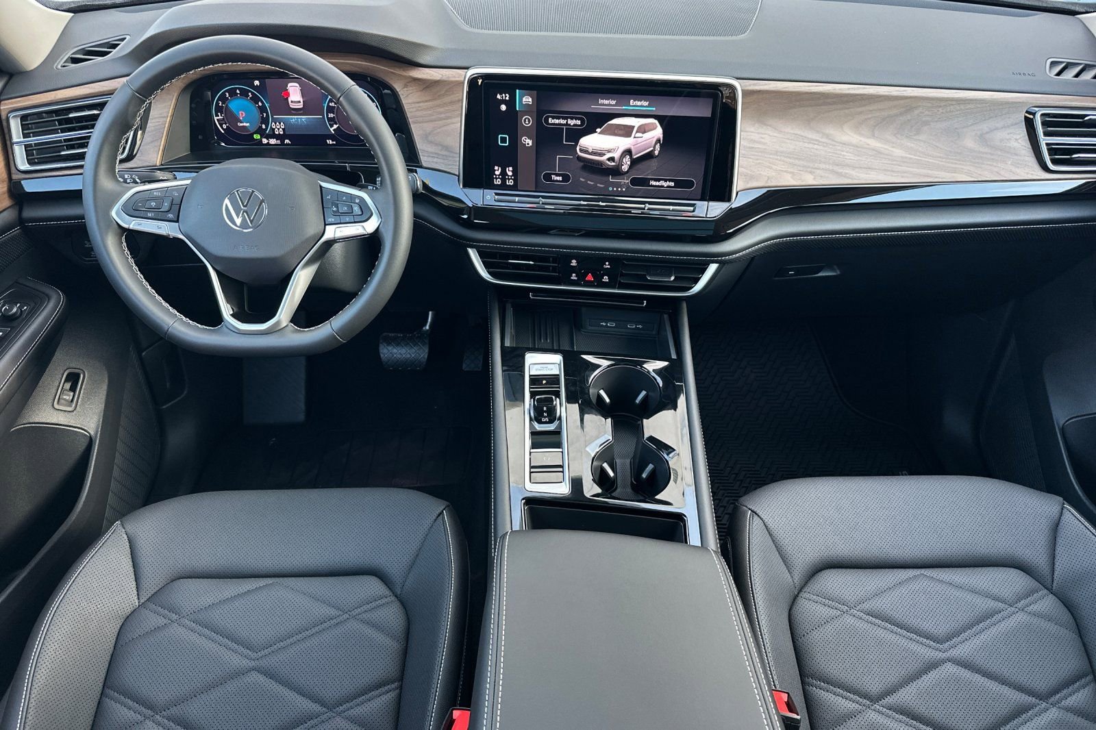 New 2026 Volkswagen Atlas SE FWD image 11