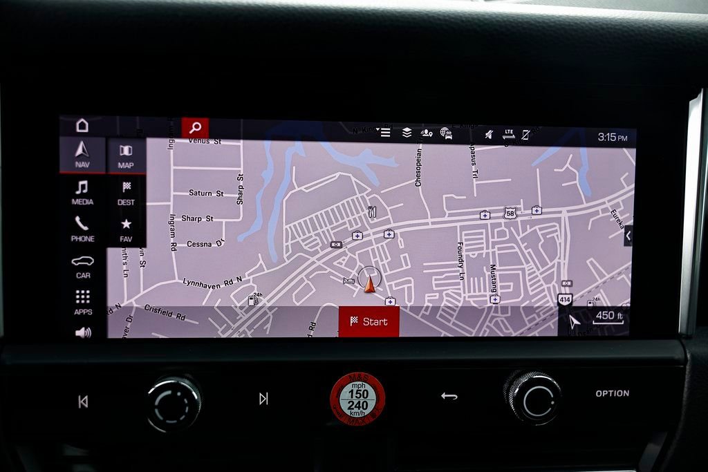 Certified 2025 Porsche Macan image 38