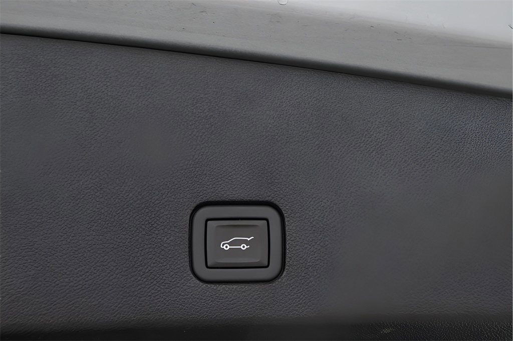 Used 2024 Cadillac XT6 Sport w/ Technology Package image 33