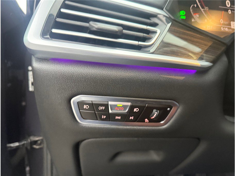 Used 2019 BMW X7 xDrive40i w/ Premium Package image 28