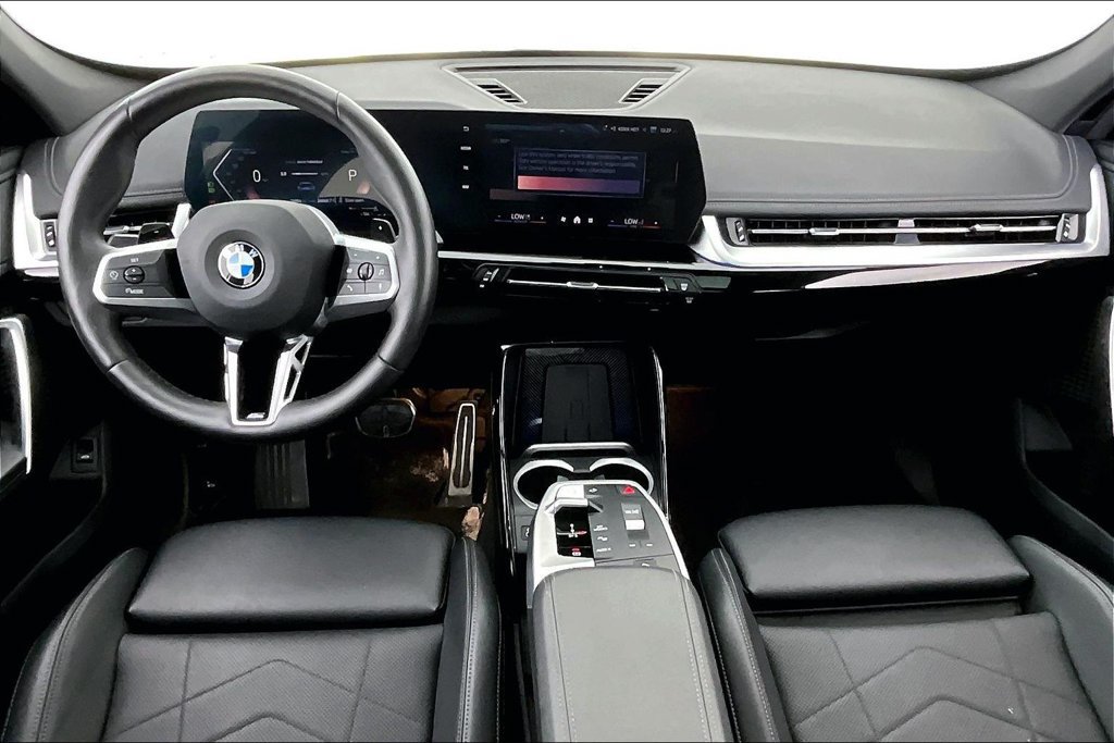 Used 2025 BMW X1 xDrive28i AWD/4WD image 18