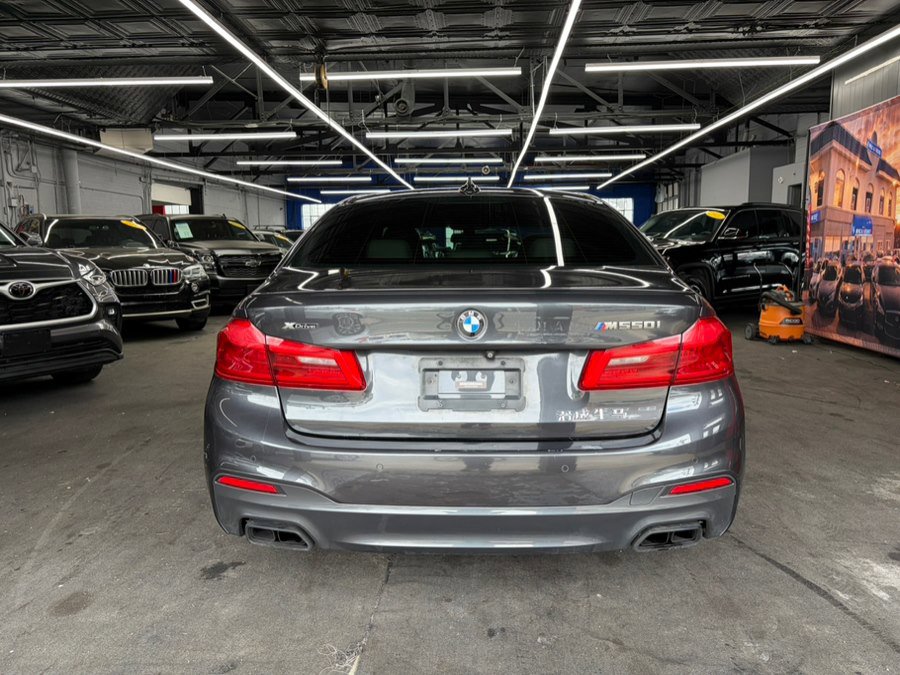 Used 2018 BMW M550i xDrive AWD/4WD image 5