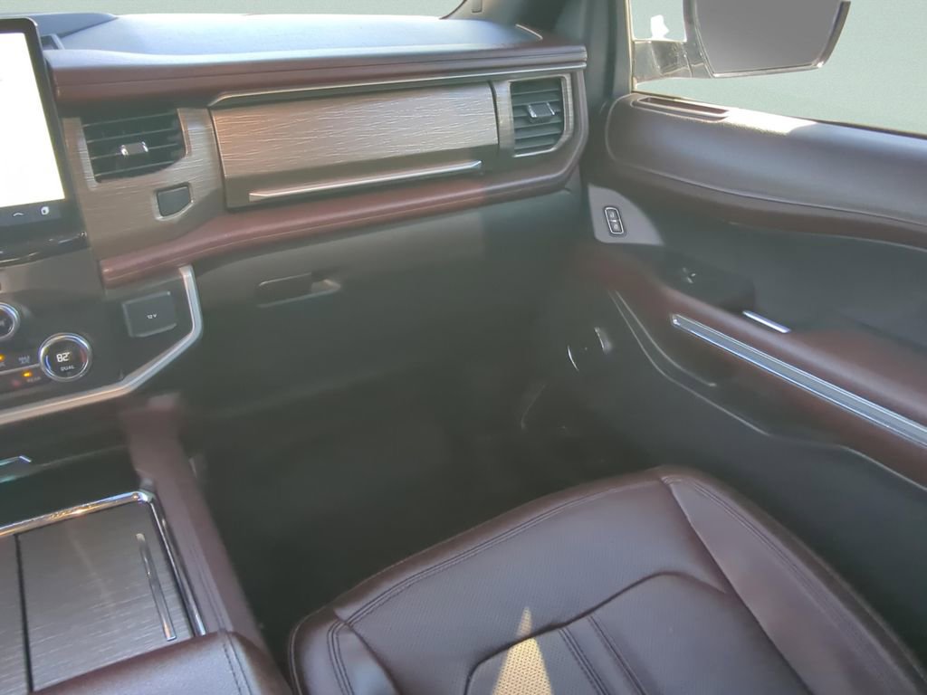 Used 2022 Ford Expedition Max Limited RWD image 14