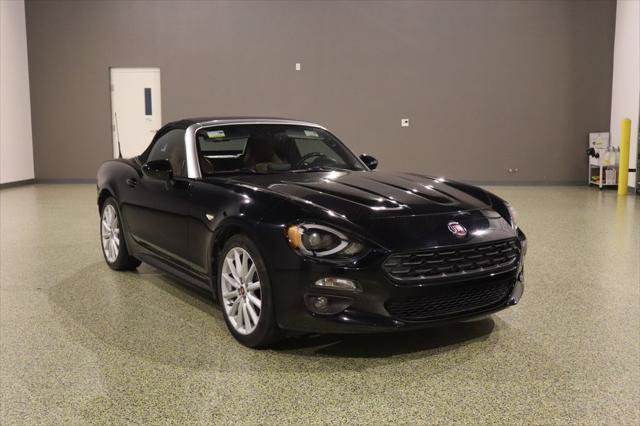 Used 2017 FIAT 124 Spider Lusso RWD video 1