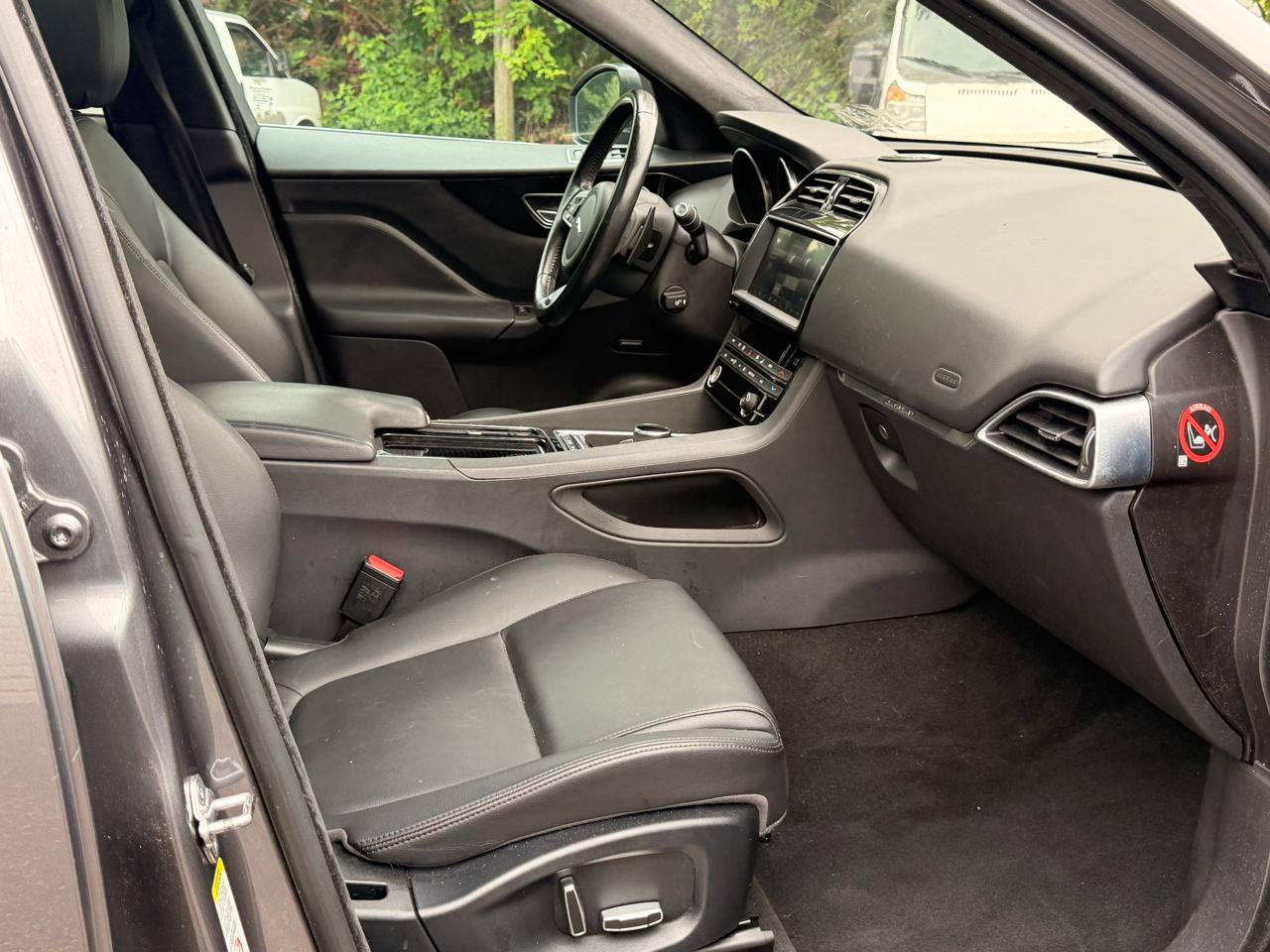 Used 2019 Jaguar F-PACE Premium AWD/4WD image 26