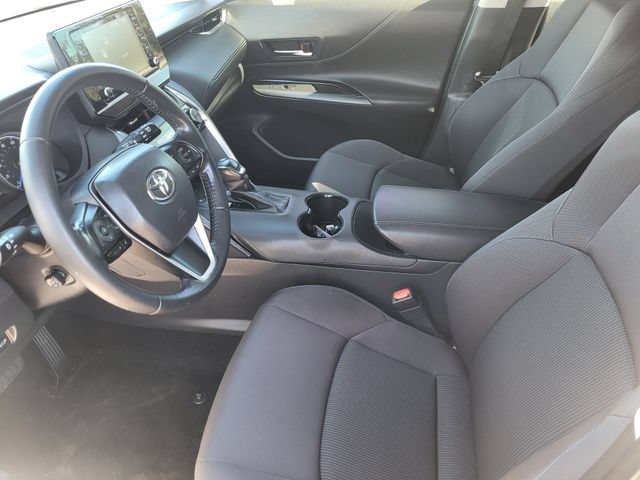 Used 2021 Toyota Venza LE w/ Carpet Mat Package (TMS) AWD/4WD image 12
