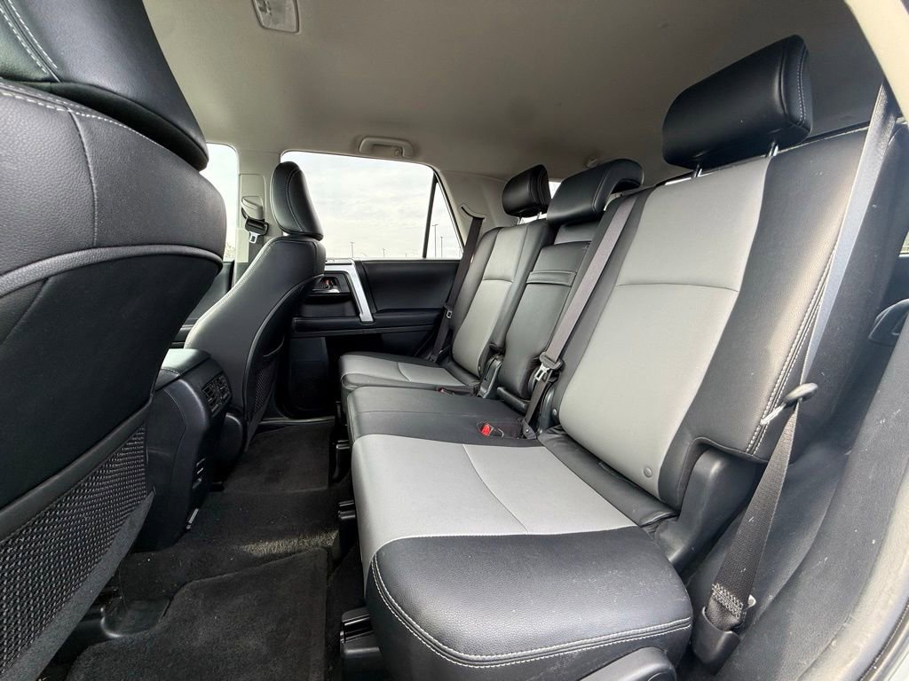 Used 2018 Toyota 4Runner SR5 Premium AWD/4WD image 25