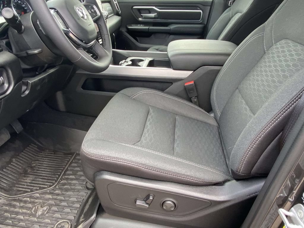 New 2026 RAM 1500 Big Horn AWD/4WD image 13