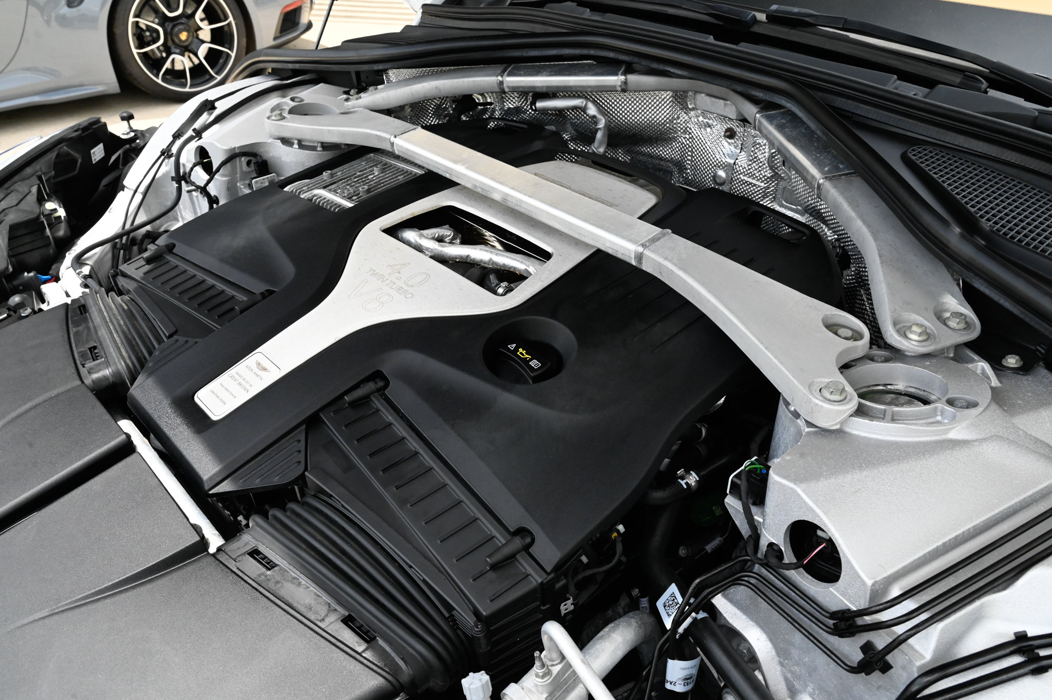 Used 2024 Aston Martin DBX AWD/4WD image 63