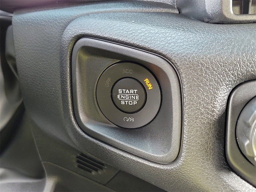New 2025 Jeep Gladiator Sport AWD/4WD image 10