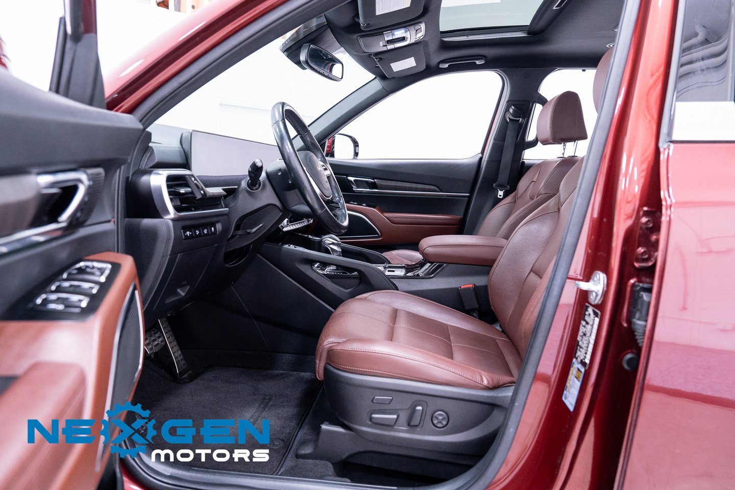 Used 2024 Kia Telluride SX image 26