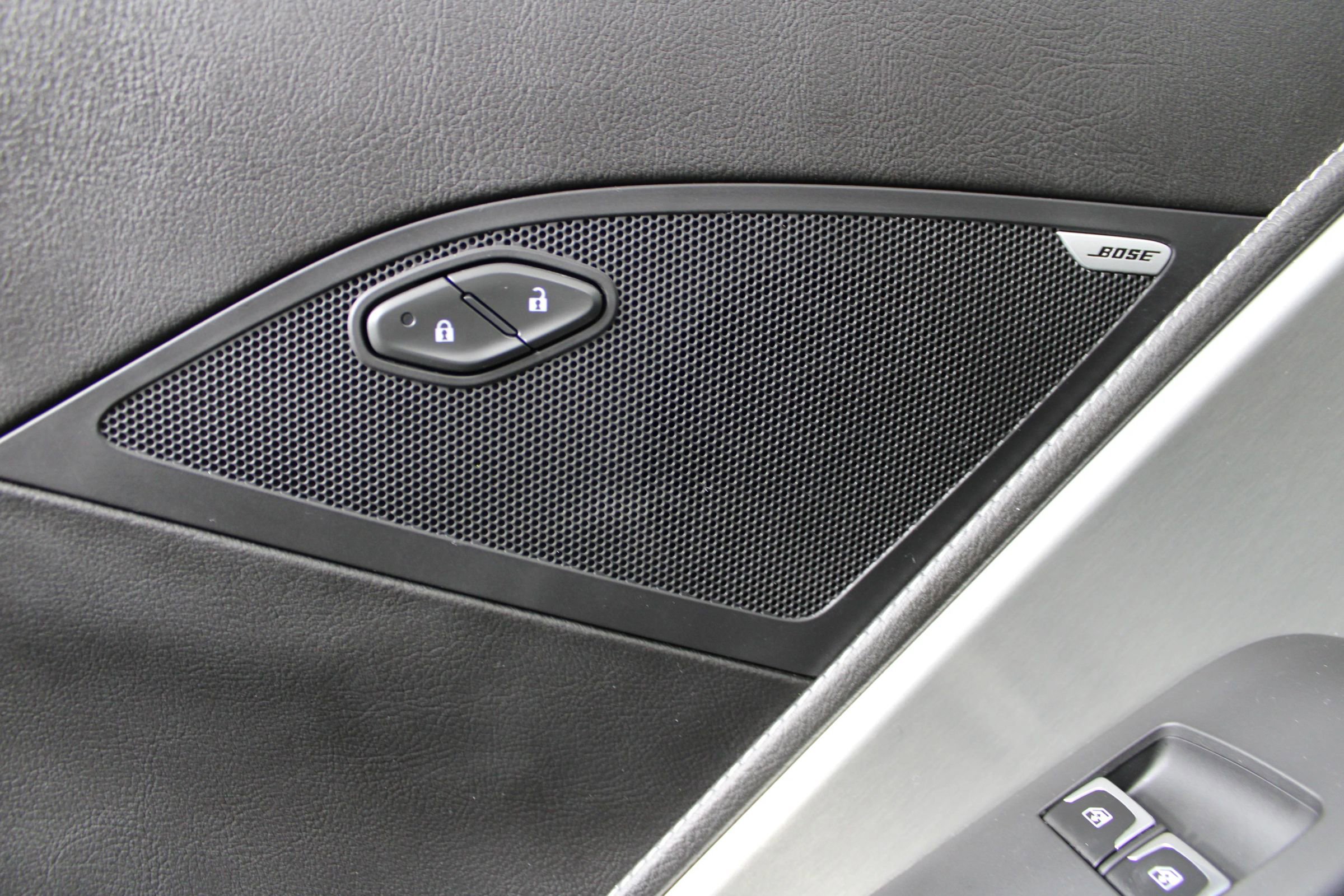 Used 2017 Chevrolet Corvette Stingray Coupe w/ Carbon Flash Badge Package image 34