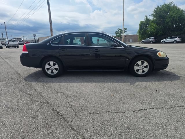 Used 2009 Chevrolet Impala LT FWD image 2