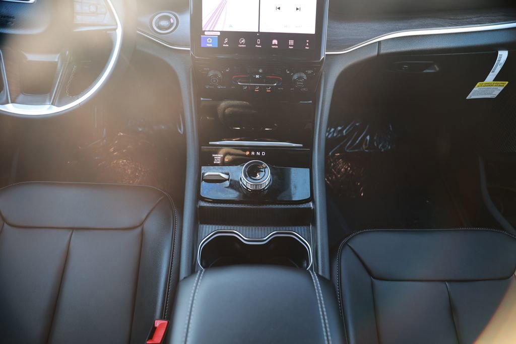 New 2025 Jeep Grand Cherokee L Limited image 23