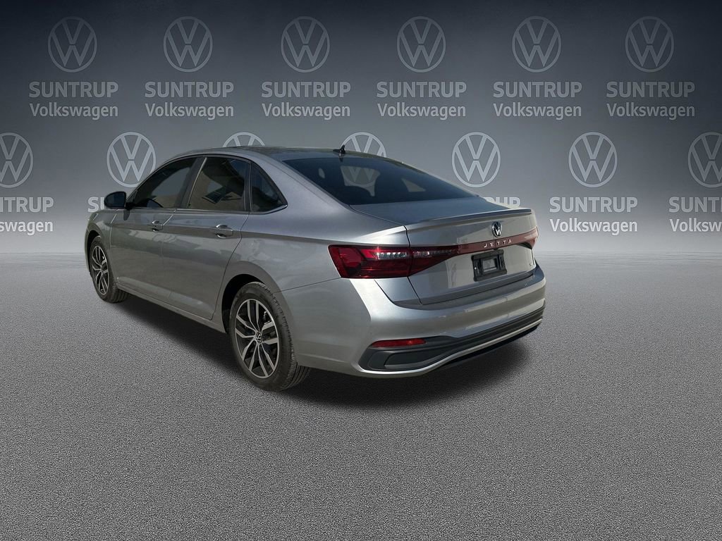 Used 2025 Volkswagen Jetta SE w/ Sunroof Package FWD image 37