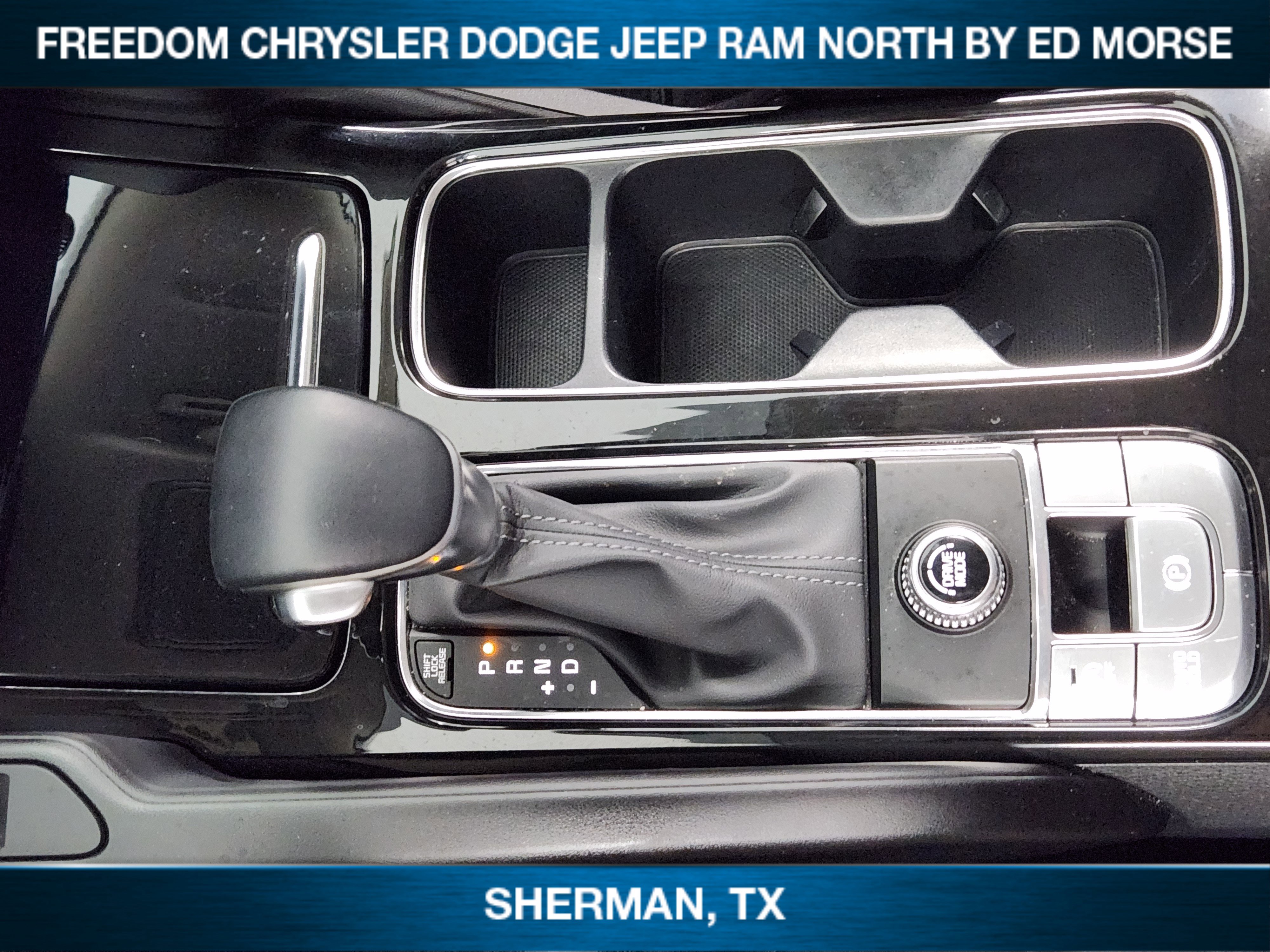 Used 2025 Kia Telluride S image 14