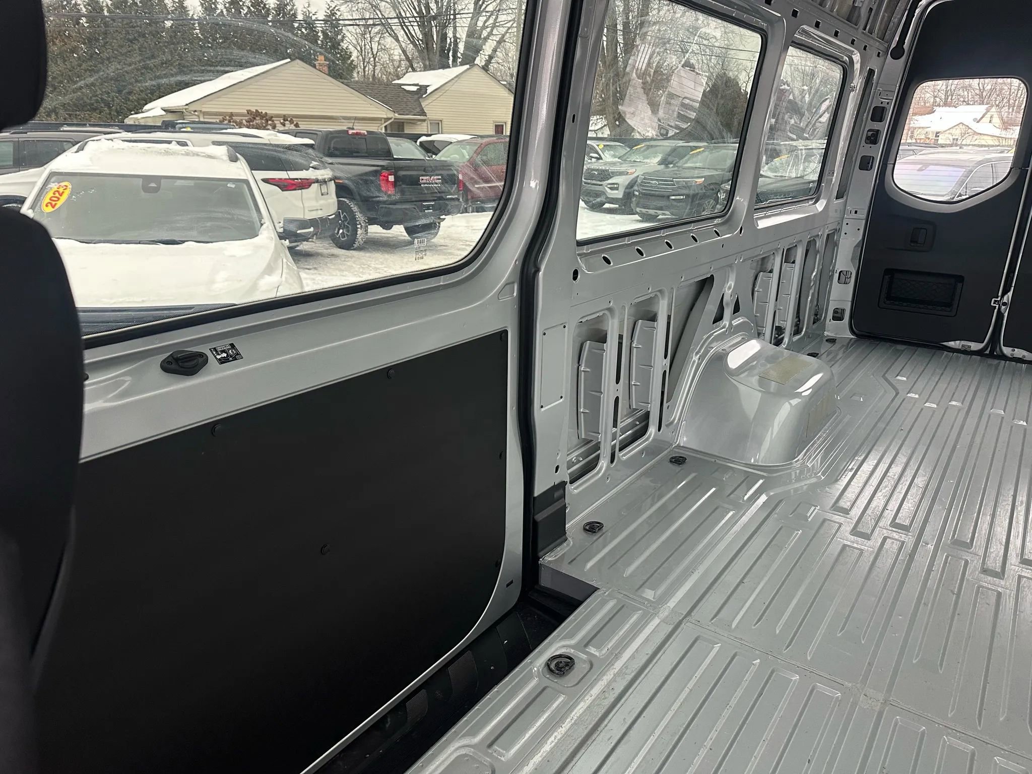 Used 2023 Mercedes-Benz Sprinter 3500 w/ Parking Package image 29